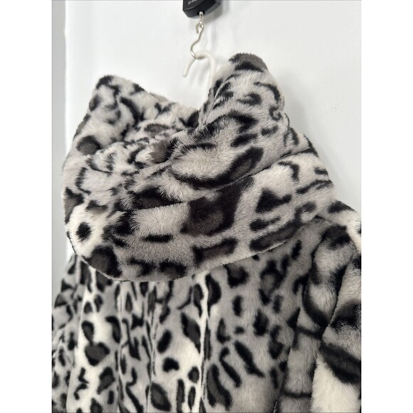 Dennis Basso Animal Print Reversible Coat - Picture 6 of 10